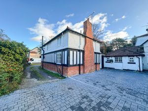 Photo 26- click for photo gallery